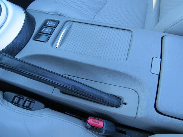 2008 Nissan Z 350Z image 13