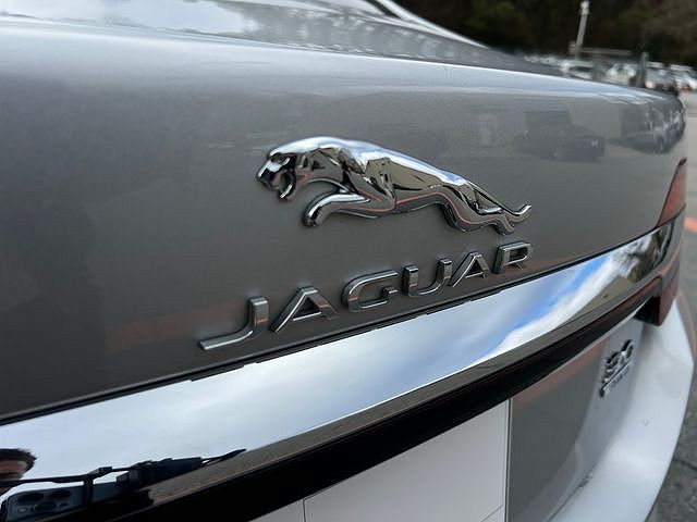 2014 Jaguar XF Supercharged image 34