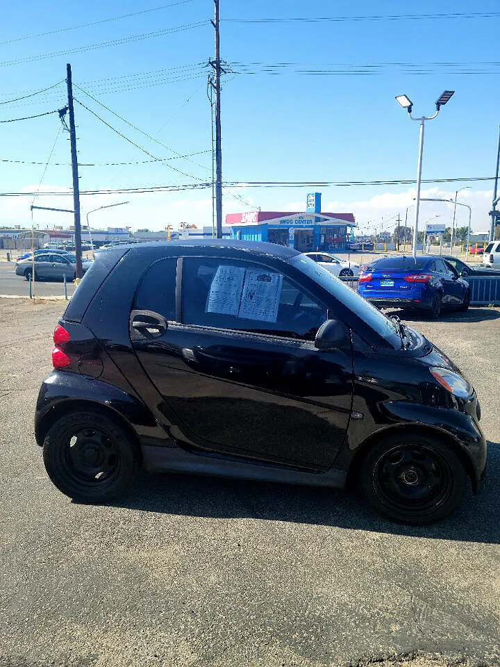 2014 Smart Fortwo Pure image 2