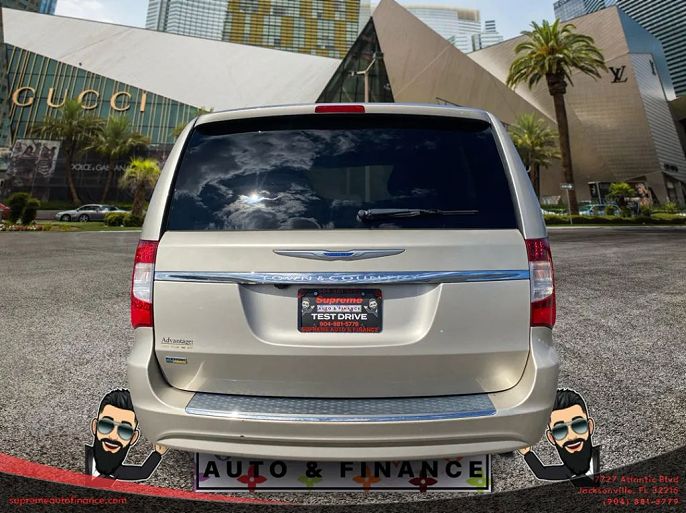 2015 Chrysler Town & Country