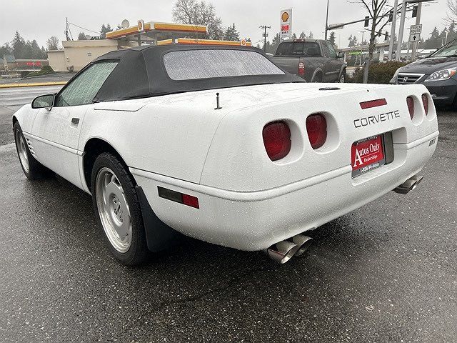1992 Chevrolet Corvette Base image 6