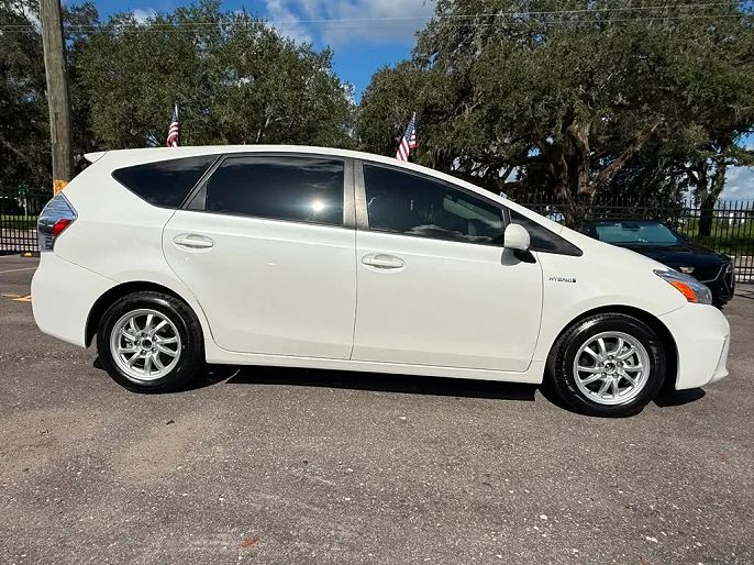 2014 Toyota Prius v