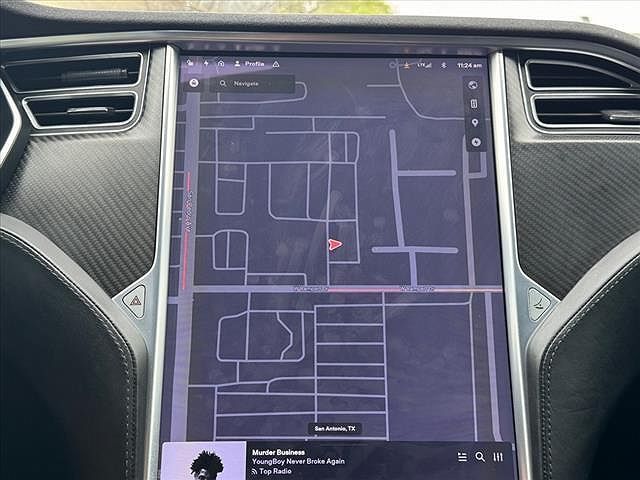 2017 Tesla Model S null image 4