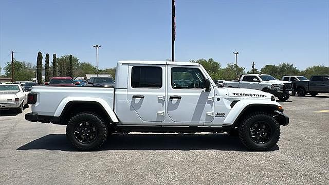 2025 Jeep Gladiator