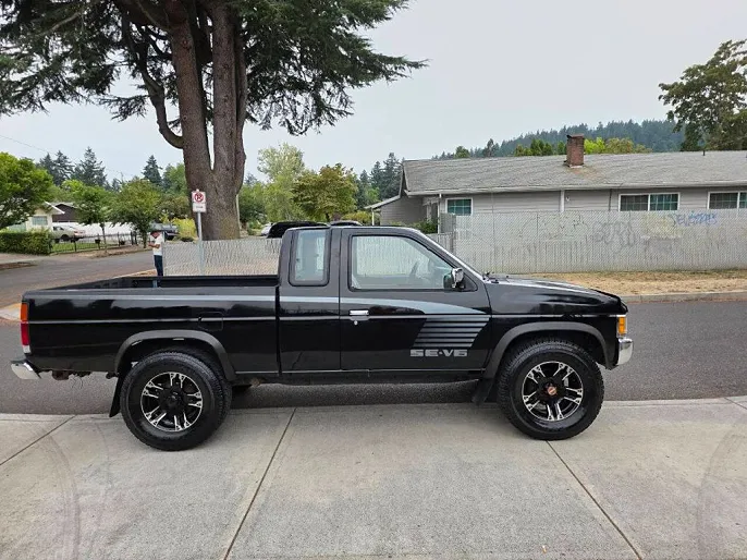 1993 Nissan Pickup
