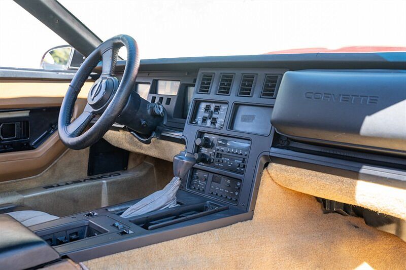1989 Chevrolet Corvette null image 38
