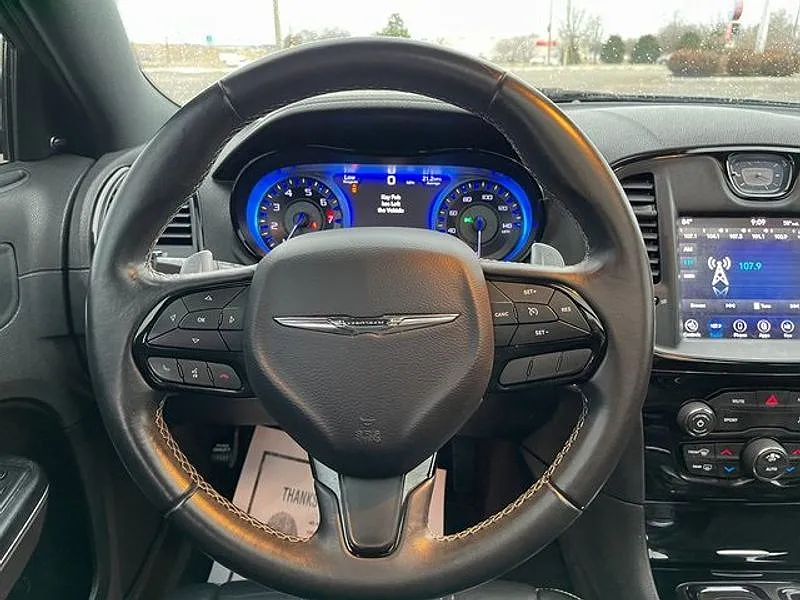 2018 Chrysler 300 S image 5