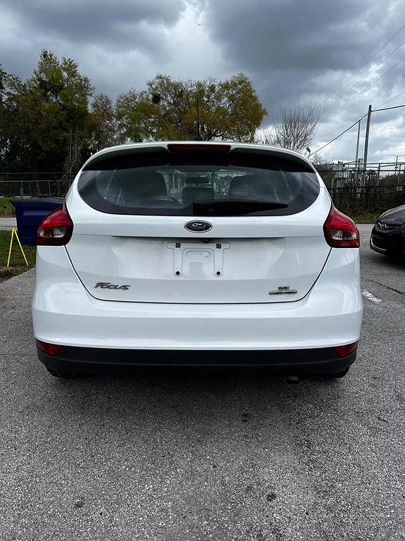 2015 Ford Focus SE image 3