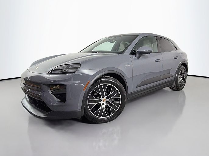 2025 Porsche Macan