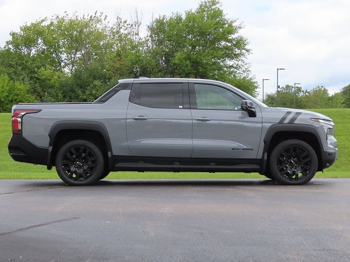 2026 Chevrolet Silverado EV