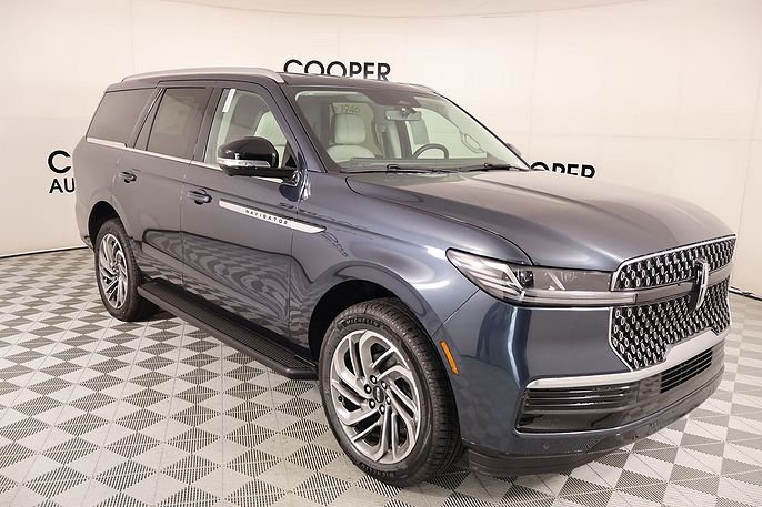 2026 Lincoln Navigator