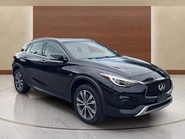 2017 Infiniti QX30