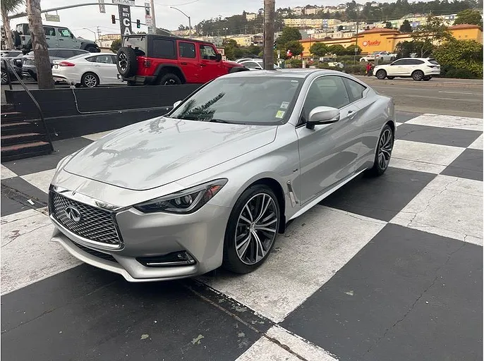 2018 Infiniti Q60