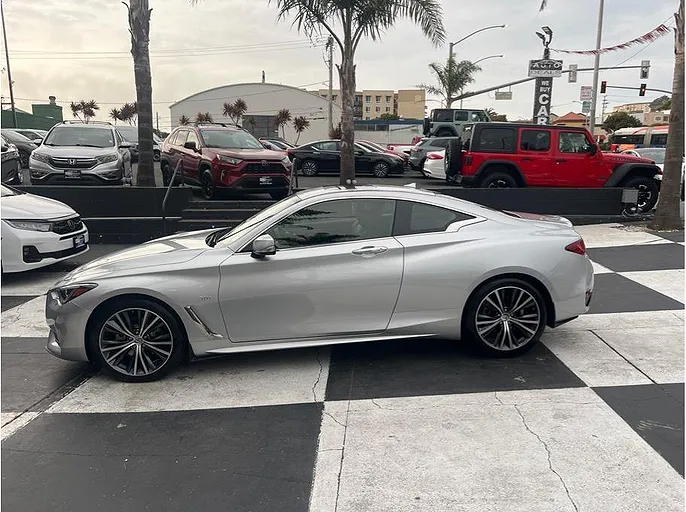 2018 Infiniti Q60