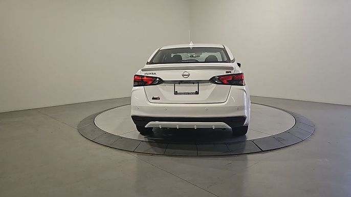 2025 Nissan Versa