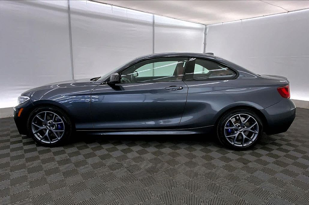 2015 BMW 2 Series M235i xDrive image 2