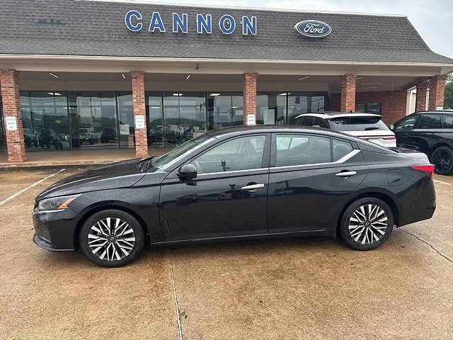 2023 Nissan Altima