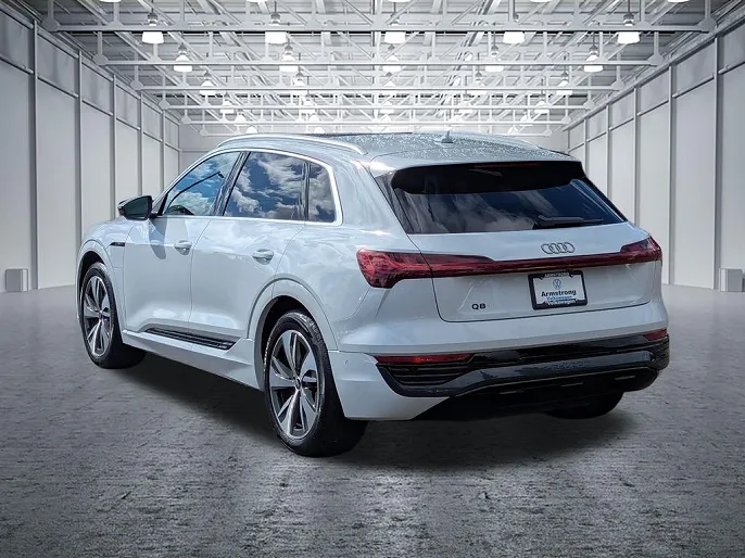 2024 Audi Q8 e-tron