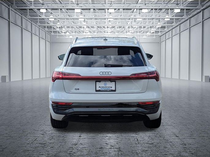 2024 Audi Q8 e-tron