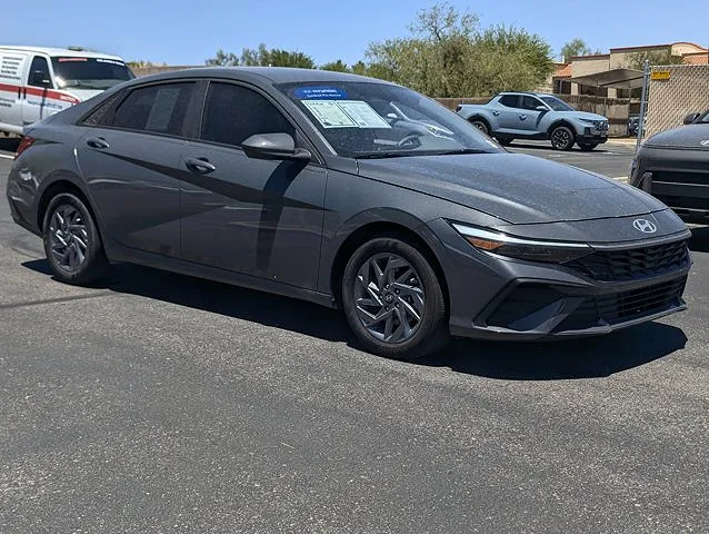 2024 Hyundai Elantra