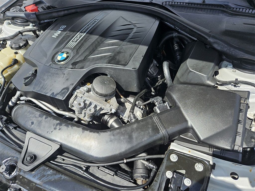 2014 BMW 3 Series 335i image 15