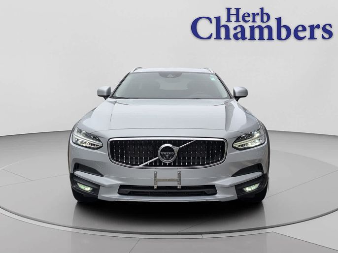 2018 Volvo V90