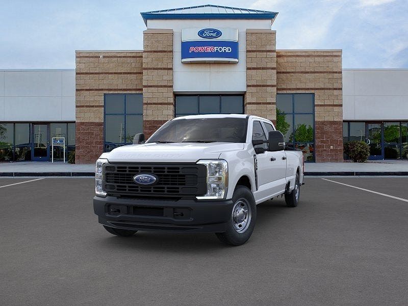 2023 Ford F-250 XL image 3