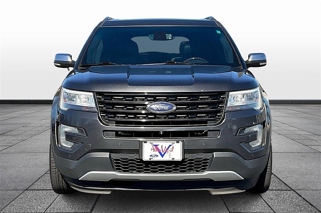 2017 Ford Explorer Platinum image 1