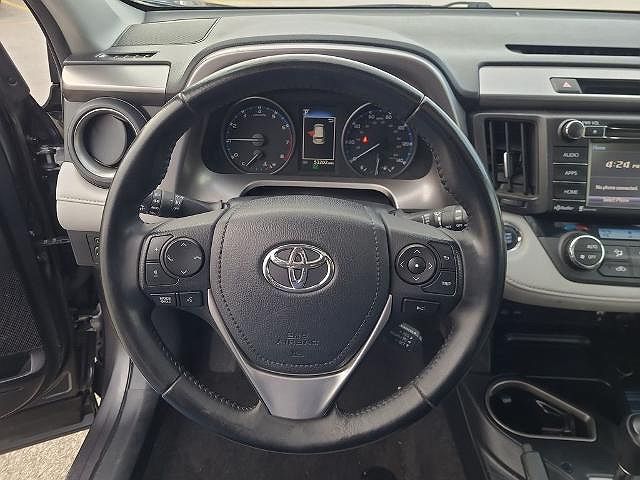 2018 Toyota RAV4 XLE image 21