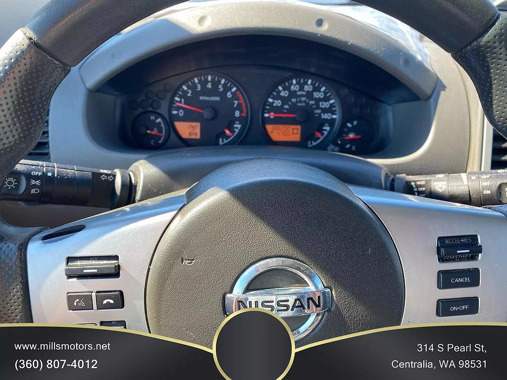 2015 Nissan Xterra X image 4