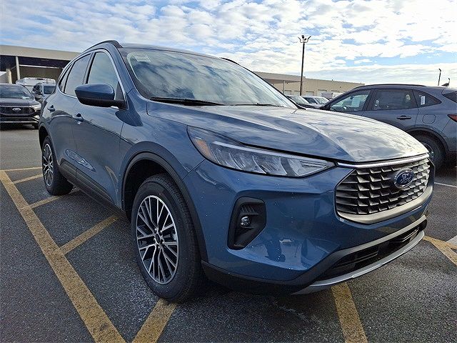 2025 Ford Escape