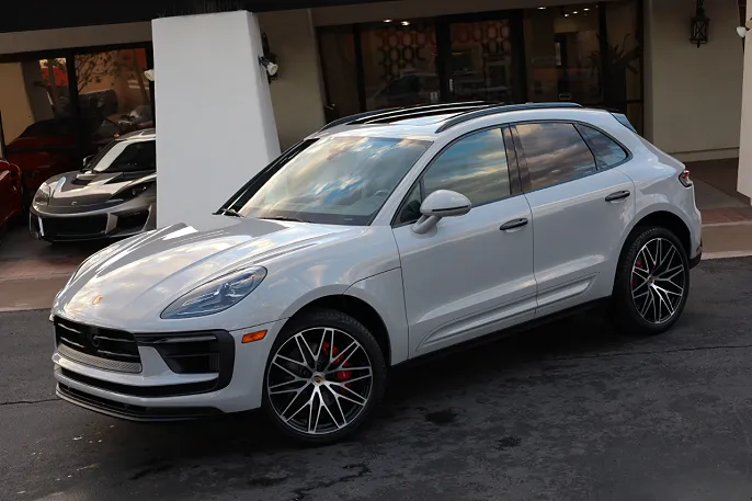 2023 Porsche Macan