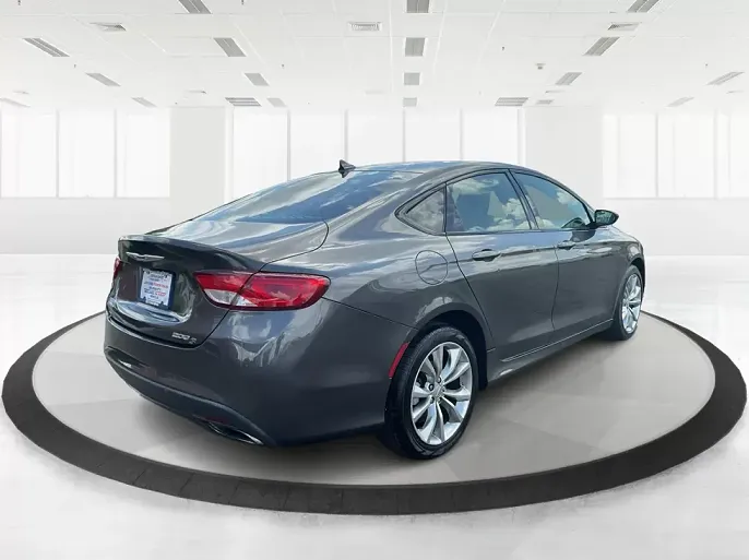 2015 Chrysler 200