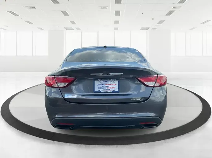 2015 Chrysler 200