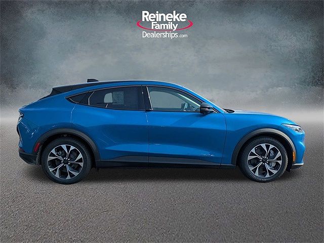 2025 Ford Mustang Mach-E