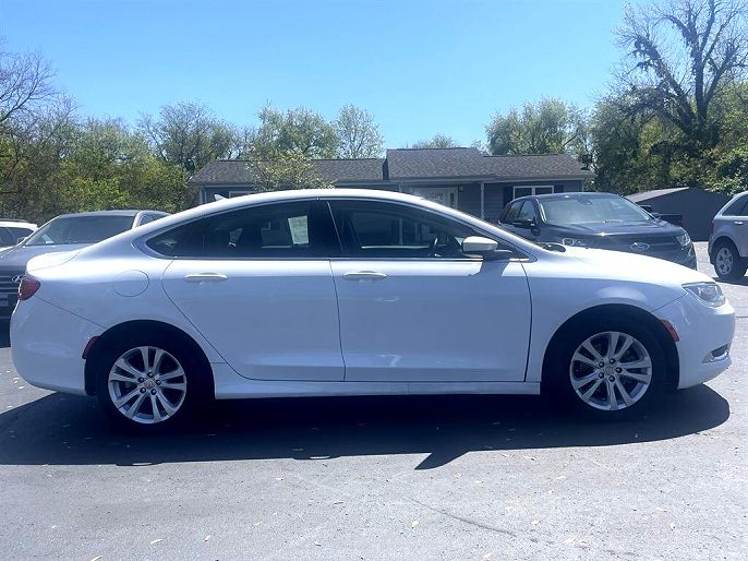 2017 Chrysler 200