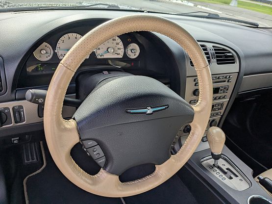 2005 Ford Thunderbird Base photo 6