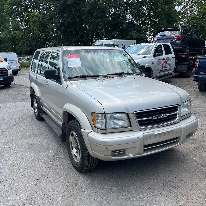 1998 Isuzu Trooper