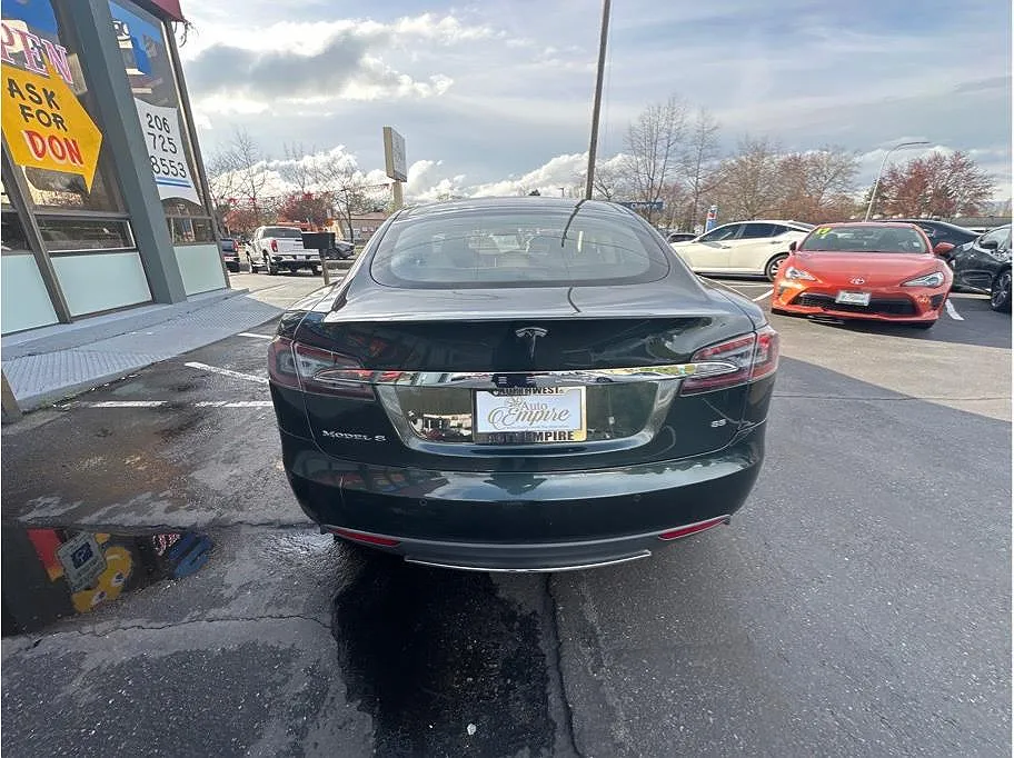 2014 Tesla Model S null image 5