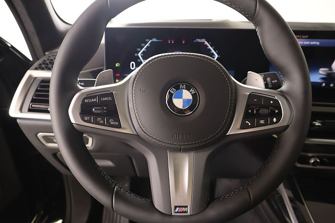 2026 BMW X7
