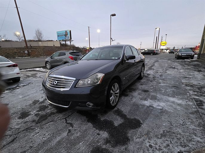 2010 Infiniti M35