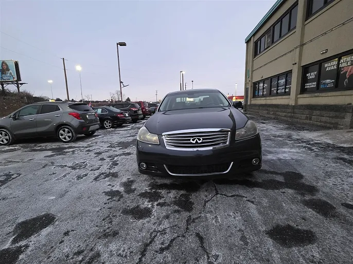 2010 Infiniti M35
