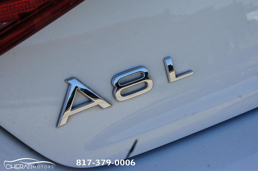 2011 Audi A8 L image 6