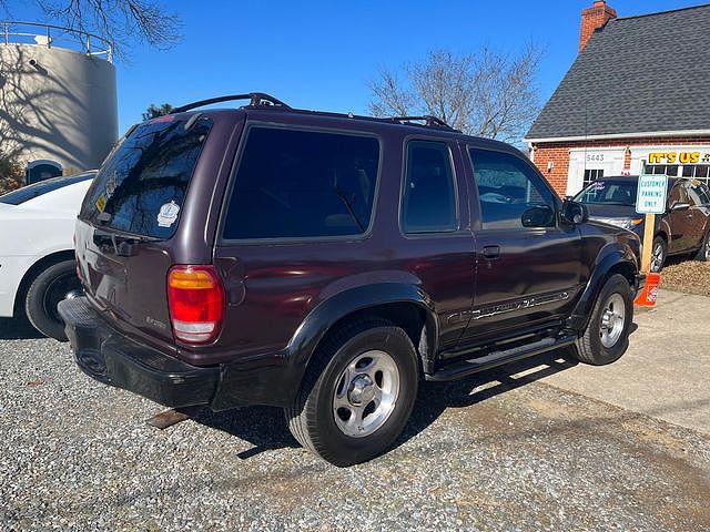 1999 Ford Explorer Sport image 5