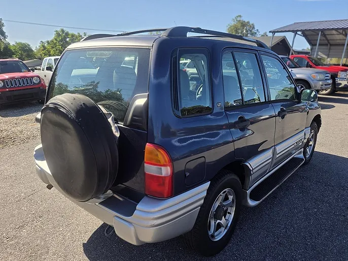 2001 Chevrolet Tracker