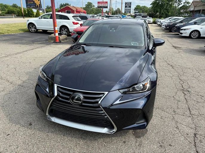 2018 Lexus IS