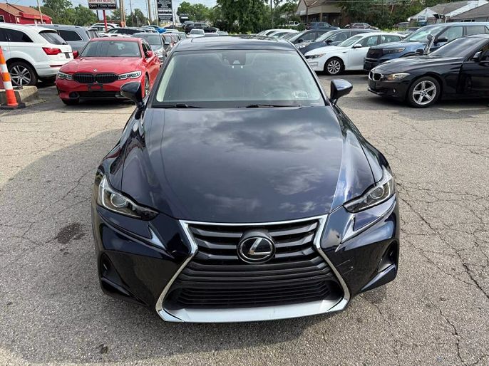 2018 Lexus IS