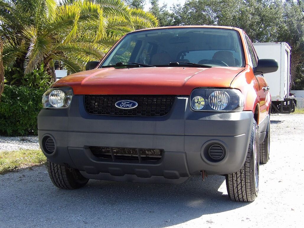 2006 Ford Escape XLS image 0