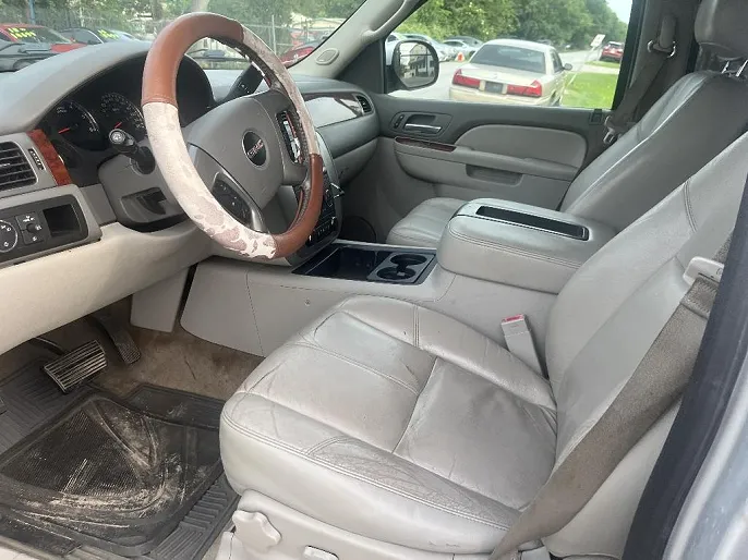 2004 Infiniti QX56