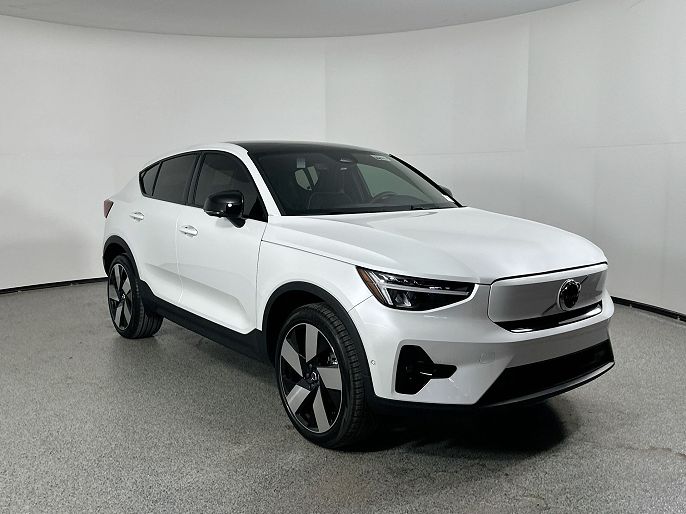 2024 Volvo C40